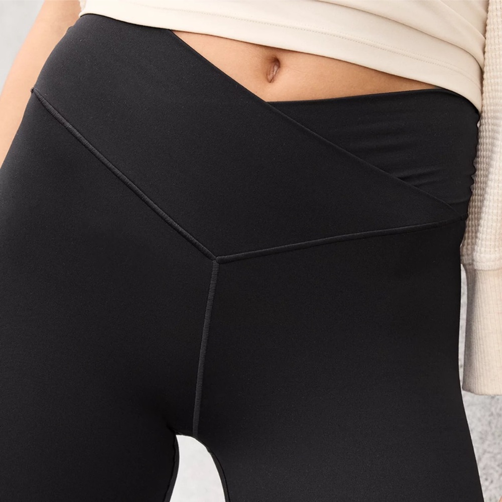 Womens xl offline bicycle shorts

Crossover 
Side pockets